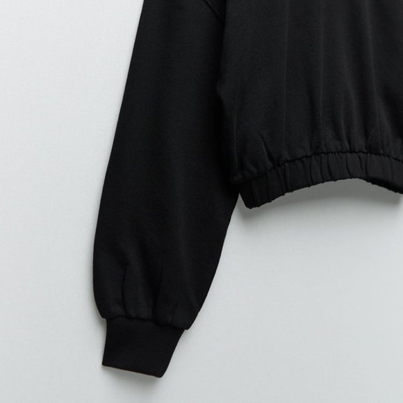 Zara Plush Sweatshirt Black - Picture 3 of 4